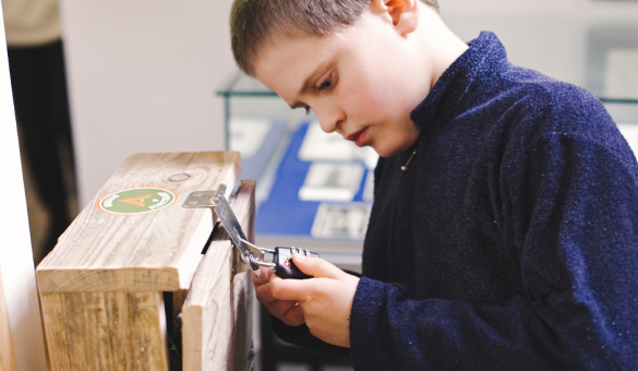 Spel Misdaad op Scoutskamp! in het Scouts en Gidsen Museum